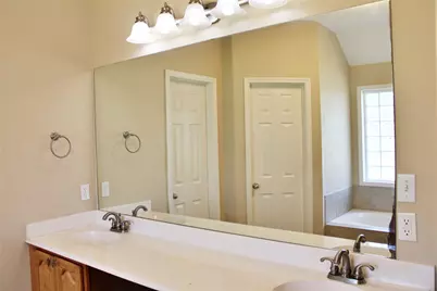 110 S River Drive, Columbus, TX 78934 - Photo 16