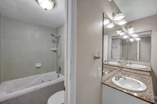 210 Harris Blvd, Conroe, TX 77301 - Photo 22