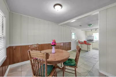 210 Harris Boulevard, Conroe, TX 77301 - Photo 6