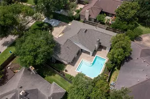 13110 Waldemere Dr, Houston, TX 77077 - Photo 2