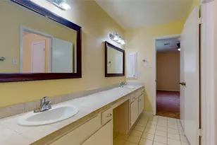 13110 Waldemere Dr, Houston, TX 77077 - Photo 30