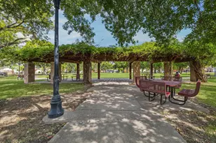 507 Blue Willow Dr, Houston, TX 77042 - Photo 46