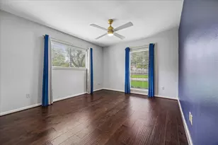 507 Blue Willow Dr, Houston, TX 77042 - Photo 30