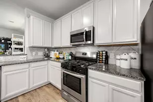 20126 Wade Hampton Dr, Cleveland, TX 77327 - Photo 10