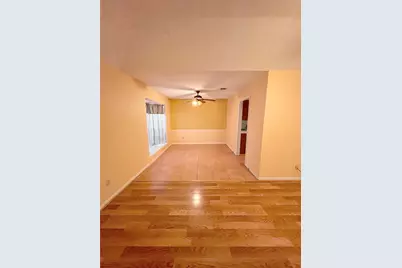 7931 Southmeadow Drive, Houston, TX 77071 - Photo 6