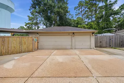 3202 Echo Mountain Drive, Kingwood, TX 77345 - Photo 2