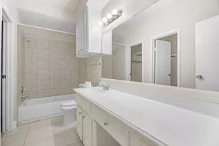 304 E Adoue St, Alvin, TX 77511 - Photo 6