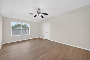 8419 Spotslyvania Ln, Houston, TX 77083 - Photo 38