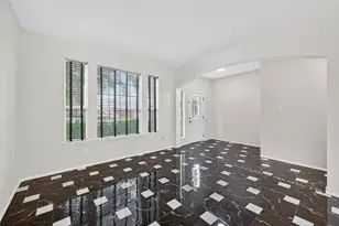 8419 Spotslyvania Ln, Houston, TX 77083 - Photo 8