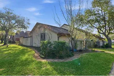 12503 Newbrook Drive, Houston, TX 77072 - Photo 20