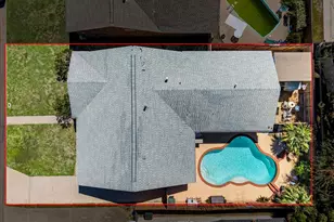 3411 Dominique Dr, Galveston, TX 77551 - Photo 6