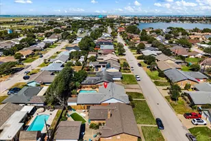 3411 Dominique Dr, Galveston, TX 77551 - Photo 42