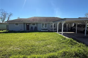 407 Rorem Ave, Palacios, TX 77465 - Photo 14