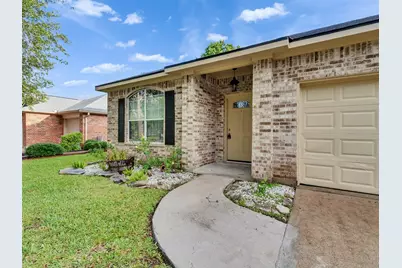 1906 Cameo Court, League City, TX 77573 - Photo 4