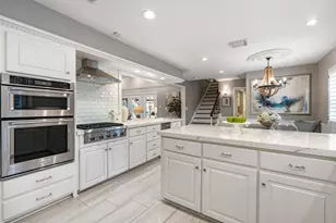 13702 Alchester Ln, Houston, TX 77079 - Photo 14