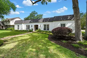 13702 Alchester Ln, Houston, TX 77079 - Photo 2