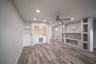 5830 Langfield Rd, Houston, TX 77092 - Photo 4
