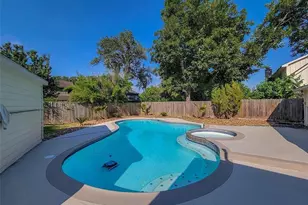 9306 Bankside Dr, Houston, TX 77031 - Photo 16