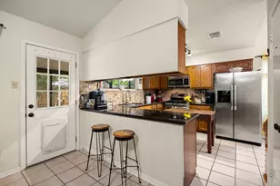 17411 Huntersglen Cir, Humble, TX 77396 - Photo 10