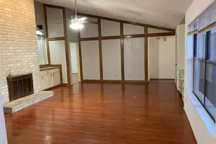 2906 Green Fields Dr, Sugar Land, TX 77479 - Photo 4