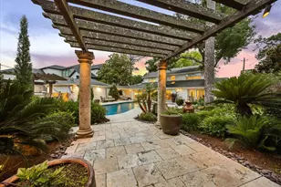 542 Ramblewood Rd, Houston, TX 77079 - Photo 32