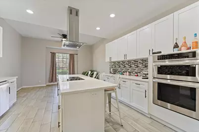 48 Bayou Pointe Drive, Houston, TX 77063 - Photo 16