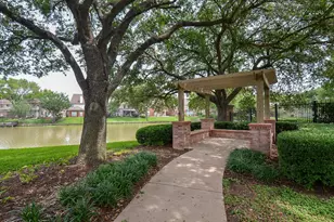 1102 Oyster Bank Cir, Sugar Land, TX 77478 - Photo 34