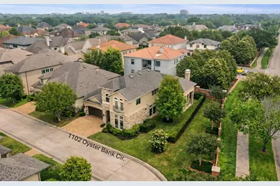 1102 Oyster Bank Circle, Sugar Land, TX 77478 - Photo 32