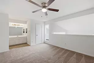 11217 Briar Forest Dr, Houston, TX 77042 - Photo 12