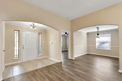 5540 S Buffalo Circle, Willis, TX 77378 - Photo 4