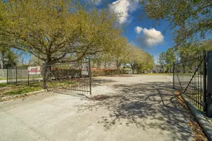 12682 Shiloh Church Rd, Houston, TX 77066 - Photo 12