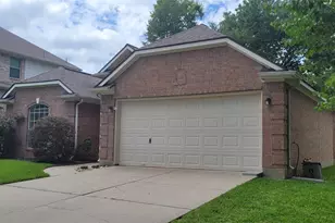 3825 Evergreen Way, Montgomery, TX 77356 - Photo 2