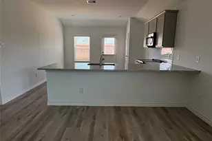 10475 Sugar Ml Dr, Conroe, TX 77306 - Photo 4