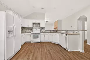 5517 Autumn Ash Ln, Rosharon, TX 77583 - Photo 16