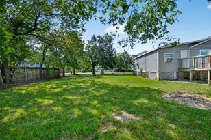 914 Hawthorne, Clear Lake Shores, TX 77565 - Photo 20