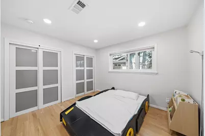 10131 Whiteside Lane, Houston, TX 77043 - Photo 28