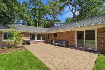 10131 Whiteside Lane, Houston, TX 77043 - Photo 34