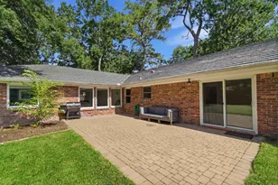10131 Whiteside Ln, Houston, TX 77043 - Photo 34