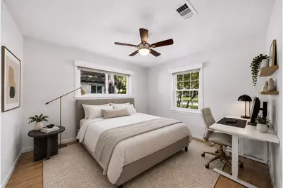 10131 Whiteside Lane, Houston, TX 77043 - Photo 8
