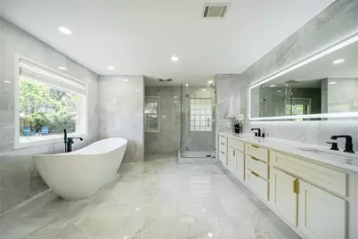 10131 Whiteside Lane, Houston, TX 77043 - Photo 2
