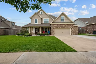 9723 Suffolk Downs Drive, Mont Belvieu, TX 77523 - Photo 4