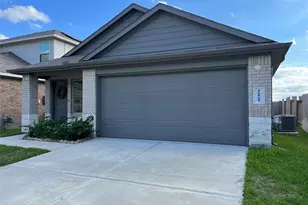 16818 Short Pnes Dr, Conroe, TX 77302 - Photo 1