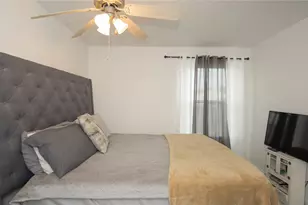 10662 Bexley Dr, Houston, TX 77099 - Photo 12