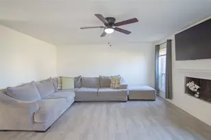 10662 Bexley Dr, Houston, TX 77099 - Photo 10