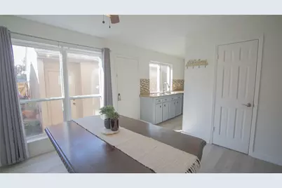 10662 Bexley Drive, Houston, TX 77099 - Photo 6