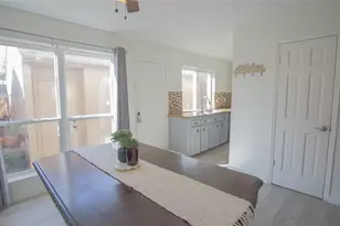 10662 Bexley Dr, Houston, TX 77099 - Photo 6