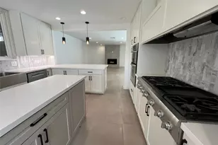 5127 S Braeswood Blvd, Houston, TX 77096 - Photo 12