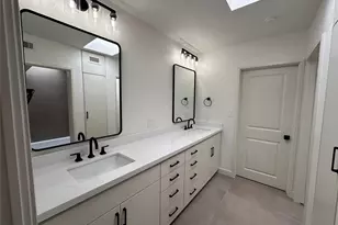 5127 S Braeswood Blvd, Houston, TX 77096 - Photo 22