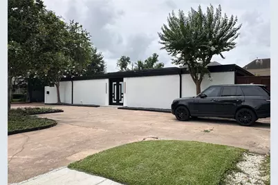 5127 S Braeswood Boulevard, Houston, TX 77096 - Photo 2