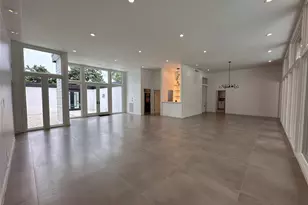 5127 S Braeswood Blvd, Houston, TX 77096 - Photo 8